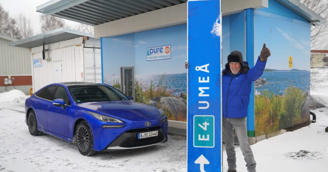 First fuel cell vehicle to reach the most northern hydrogen filling station in Europe on its own!